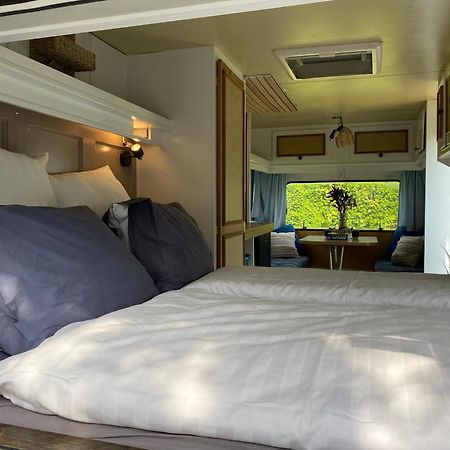 Caravan Stadstuin Goedereede Let Op De Badkamer Moet Met Andere Gasten Gedeeld Worden ภายนอก รูปภาพ